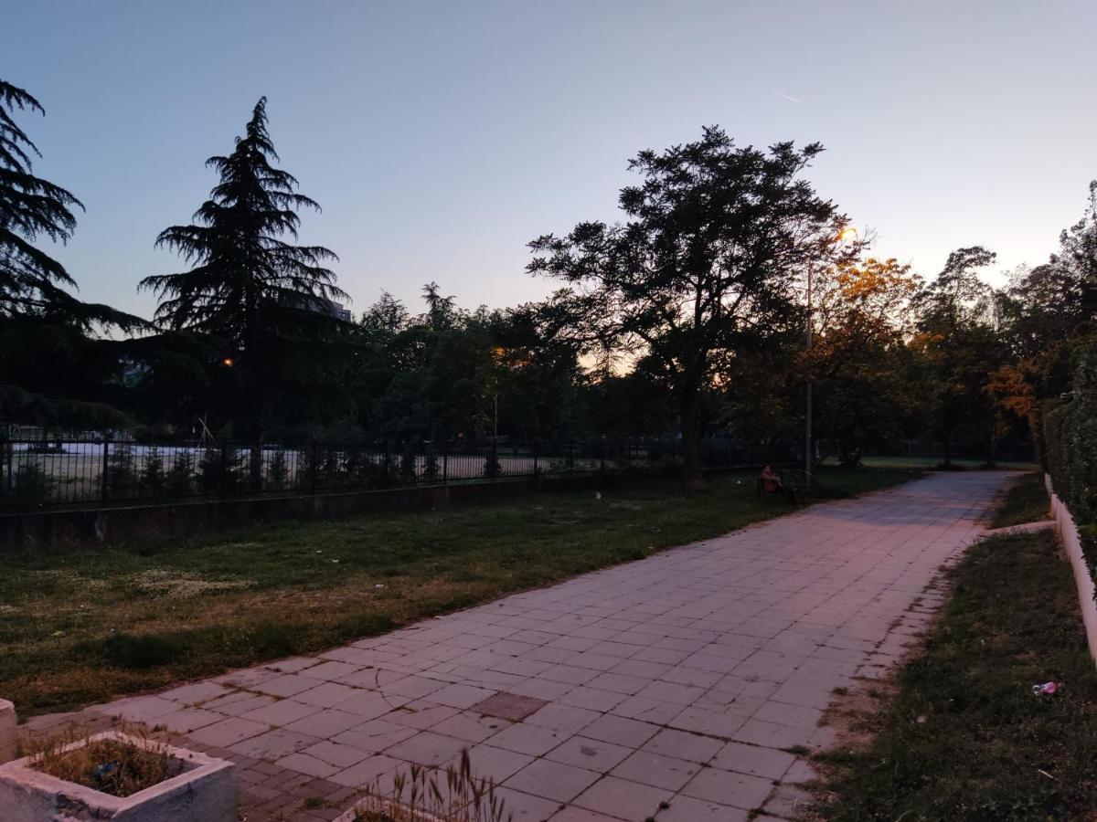 Zozi Urban Studio Skopje Zewnętrze zdjęcie